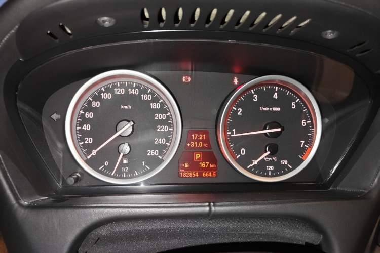Used BMW X6  Instrument Cluster