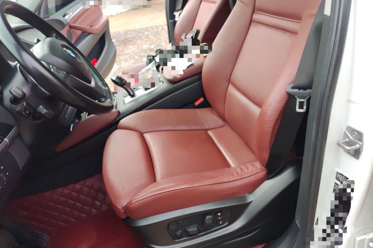Used BMW X6  Left Front Seat