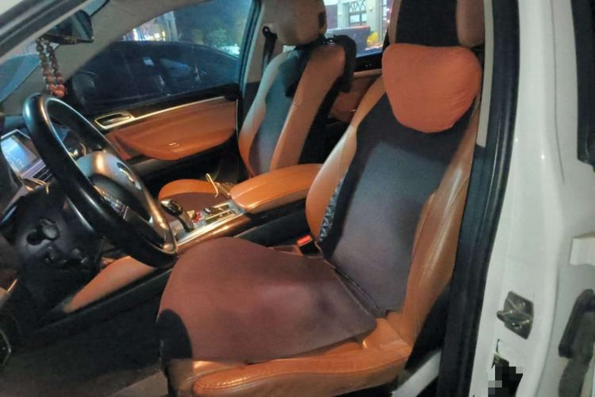 Used BMW X6 2012 xDrive35i Left Front Seat