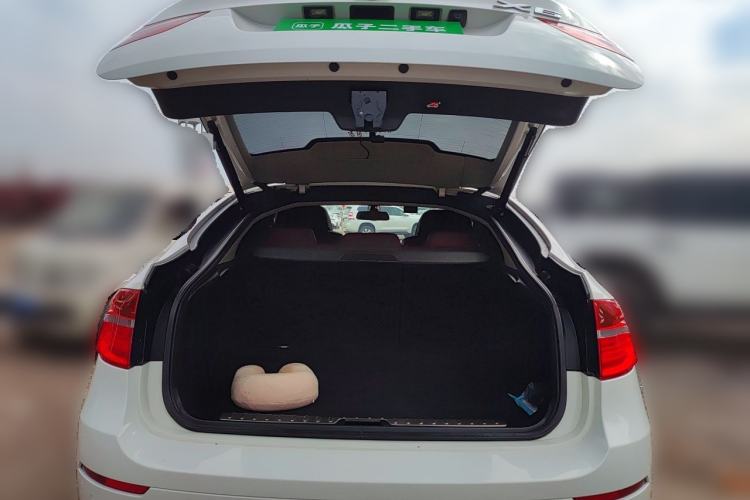 Used BMW X6  Trunk