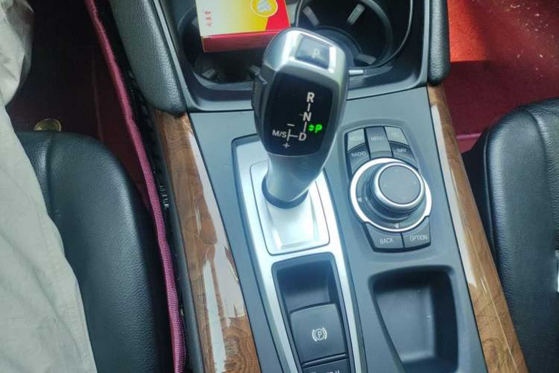 Used BMW X6  Gear Lever