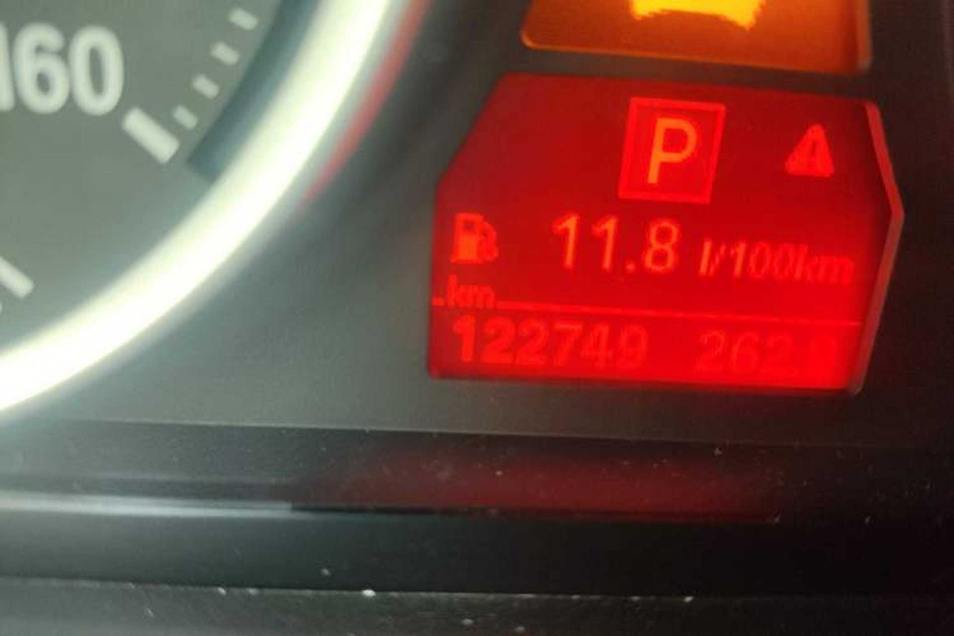 Used BMW X6  Odometer Close Up