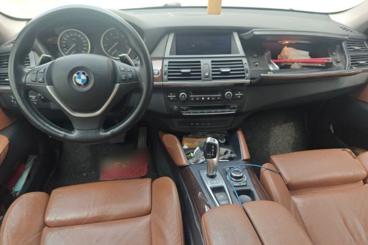 Used BMW X6 2013 xDrive35i Center Console