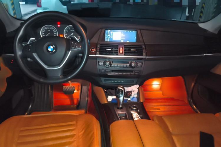 Used BMW X6 2013 xDrive35i Center Console