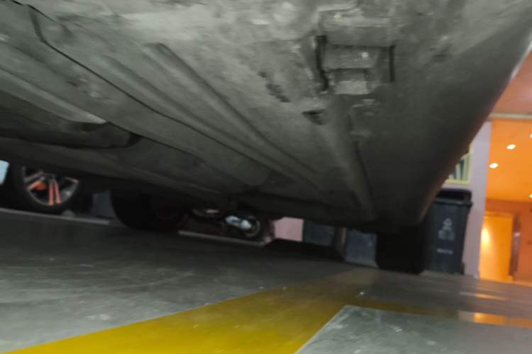 Used BMW X6 2013 xDrive35i Chassis Front Left