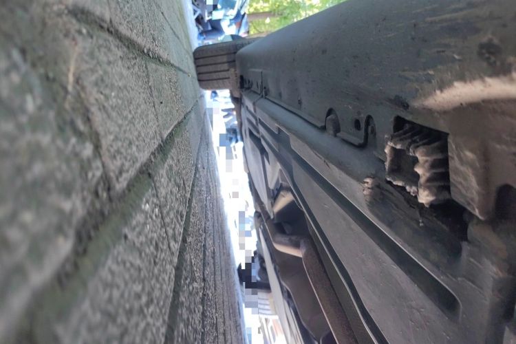 Used BMW X6  Chassis Front Right