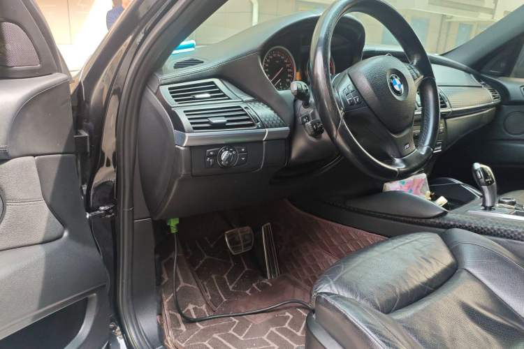Used BMW X6 2013 xDrive40i Driver Seat