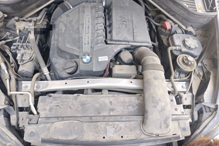 Used BMW X6 2013 xDrive40i Engine Bay