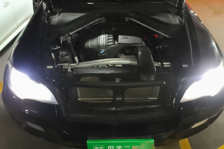 Used BMW X6 2013 xDrive35i Engine Bay