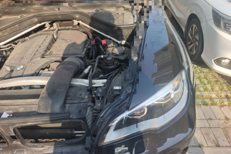 Used BMW X6 2013 xDrive35i Engine Bay Left