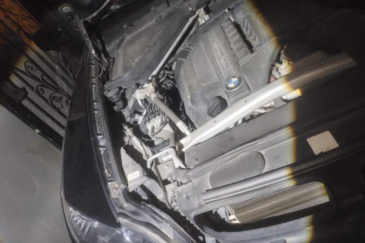 Used BMW X6  Engine Bay Right
