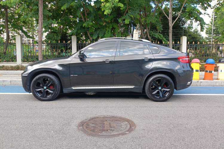 Used BMW X6 2013 xDrive35i Exterior 2
