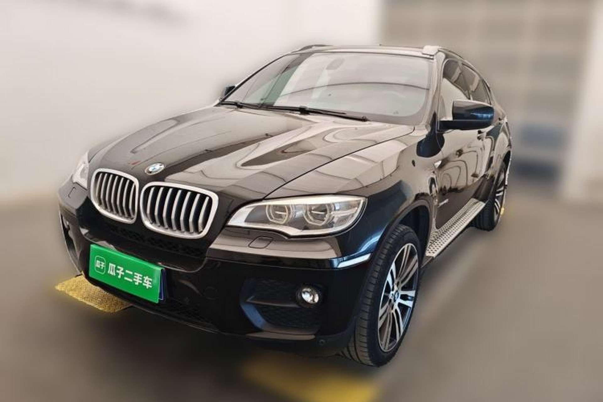 Used BMW X6 2013 xDrive40i Front Left 45 Deg