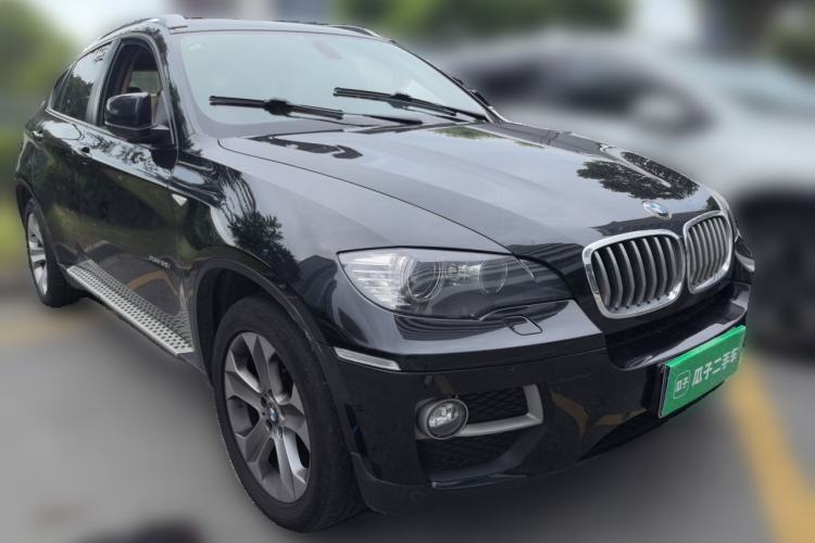 Used BMW X6 2013 xDrive35i Front Right 45 Deg