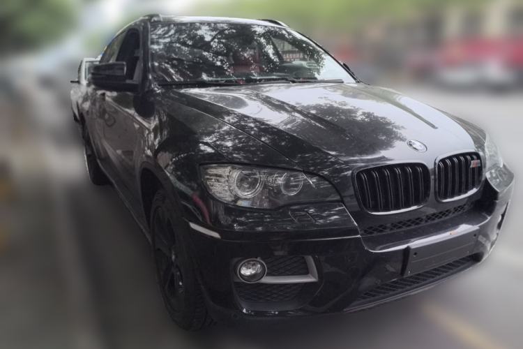 Used BMW X6 2013 xDrive35i Front Right 45 Deg