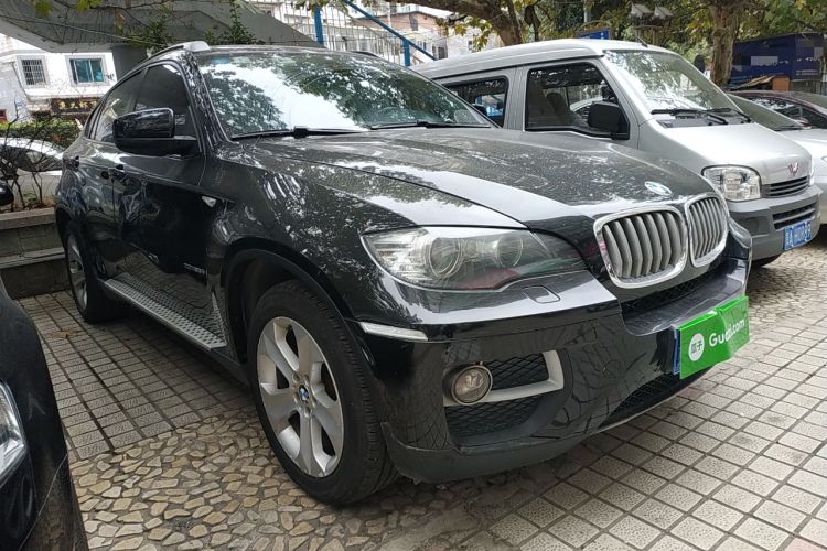 Used BMW X6 2013 xDrive35i Front Right 45 Deg