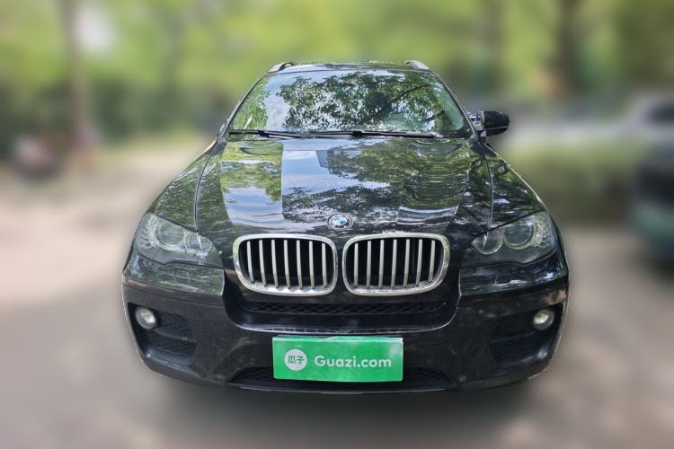 Used BMW X6  Front