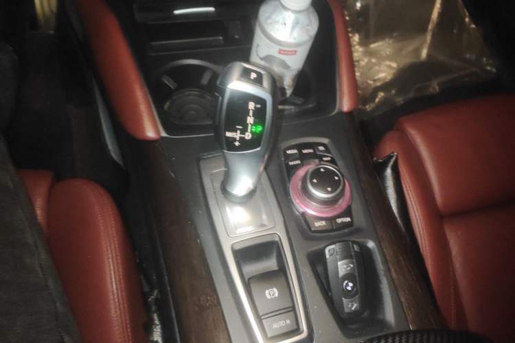 Used BMW X6  Gear Lever