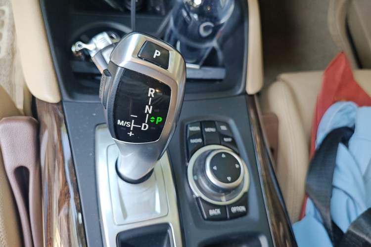 Used BMW X6 2013 xDrive35i Gear Lever