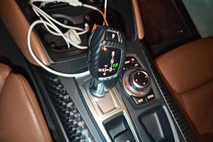 Used BMW X6  Gear Lever
