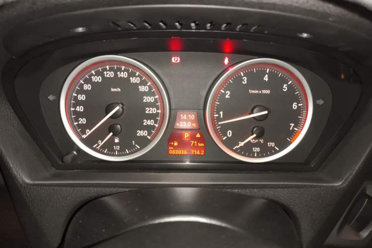 Used BMW X6 2013 xDrive35i Instrument Cluster