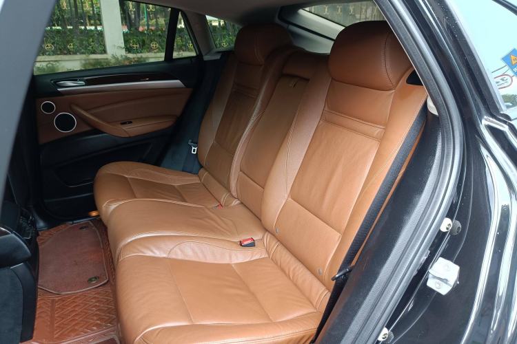Used BMW X6 2013 xDrive35i Interior 8