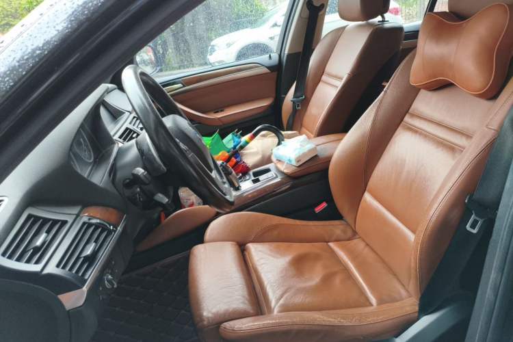 Used BMW X6 2013 xDrive35i Left Front Seat