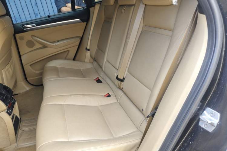 Used BMW X6 2013 xDrive40i Left Rear Seat