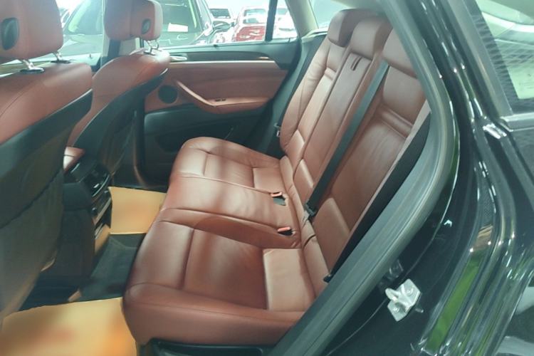 Used BMW X6 2013 xDrive35i Left Rear Seat
