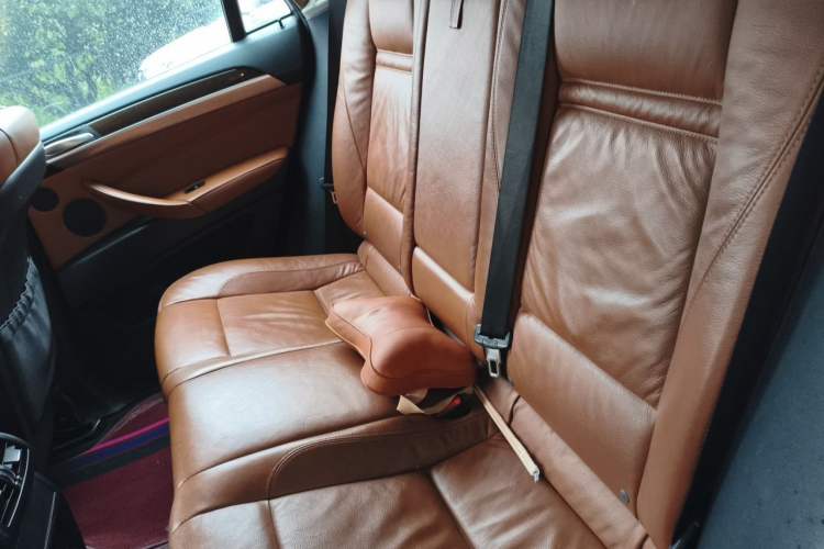 Used BMW X6 2013 xDrive35i Left Rear Seat