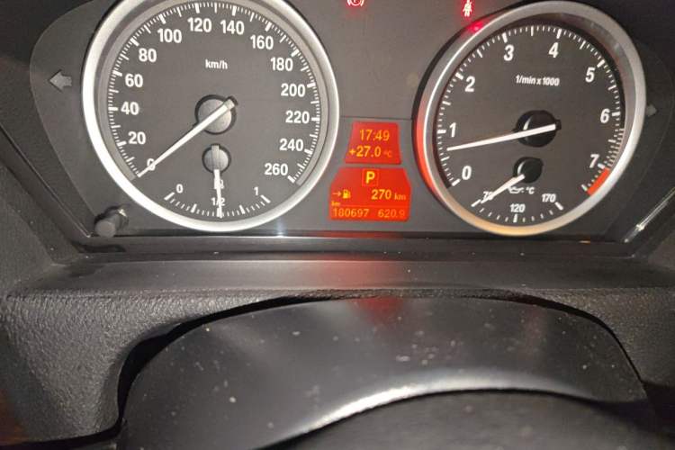 Used BMW X6 2013 xDrive35i Odometer Close Up