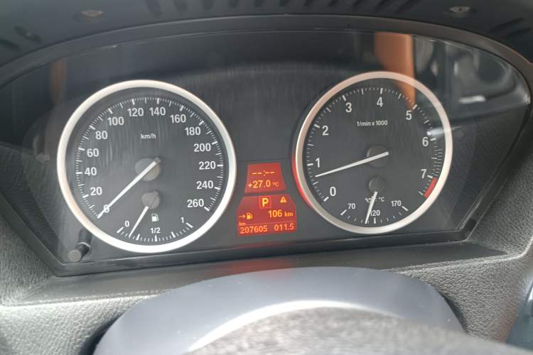 Used BMW X6 2013 xDrive35i Odometer Close Up
