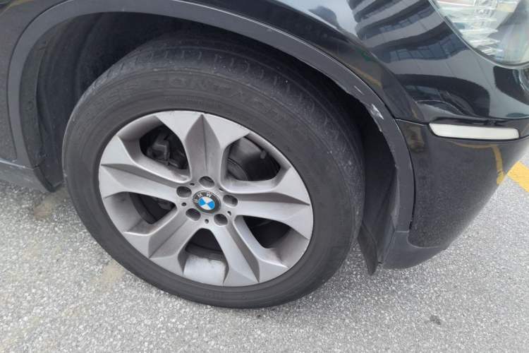 Used BMW X6 2013 xDrive35i Right Front Wheel Hub