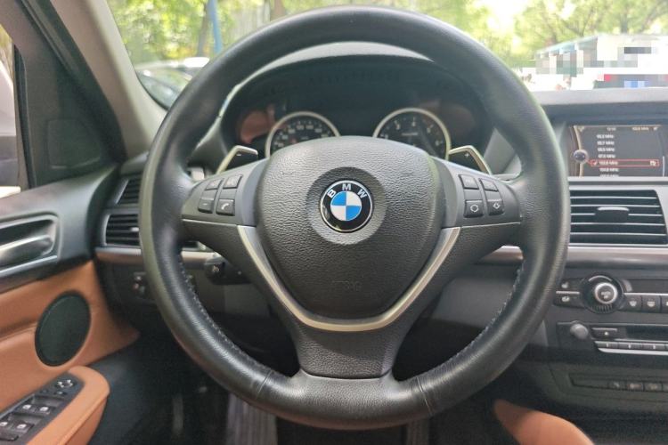 Used BMW X6  Steering Wheel