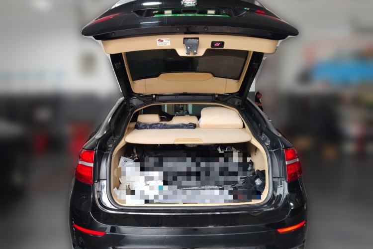 Used BMW X6 2013 xDrive35i U.S. specification Trunk