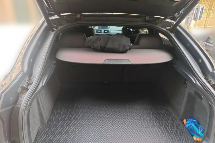 Used BMW X6 2013 xDrive40i Trunk