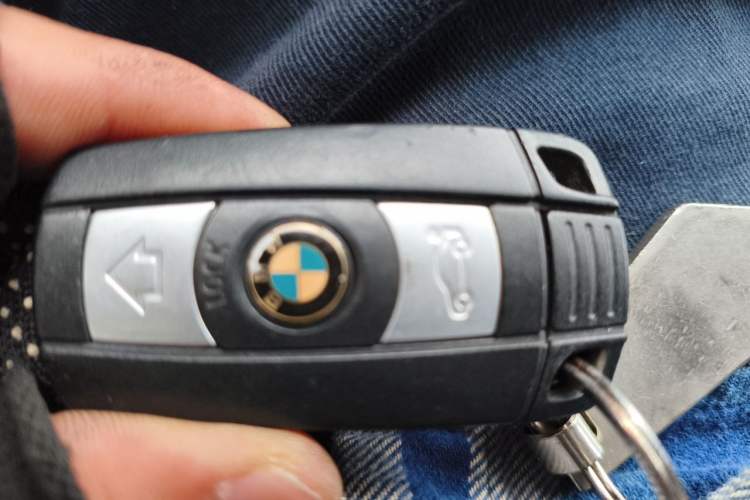 Used BMW X6 2013 xDrive35i Vehicle Key