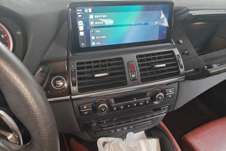 Used BMW X6 2013 xDrive35i Audio And AC Panel