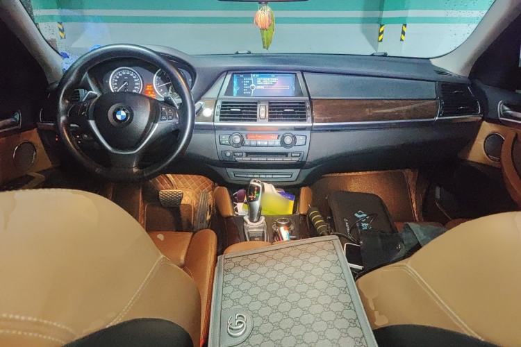 Used BMW X6 2013 xDrive35i Center Console
