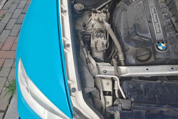 Used BMW X6  Engine Bay Right