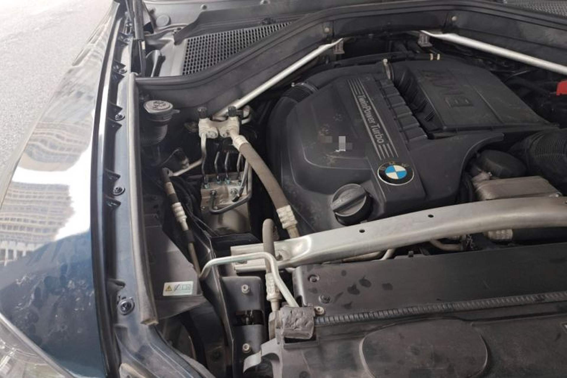 Used BMW X6 2013 xDrive35i Engine Bay Right
