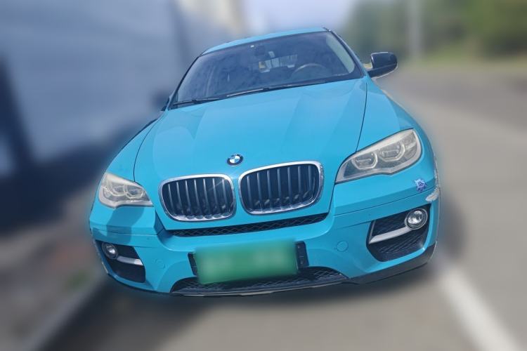 Used BMW X6  Front