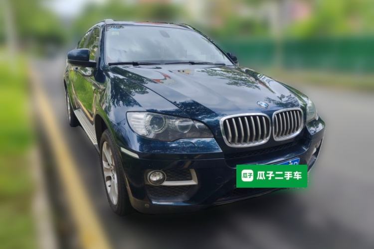 Used BMW X6  Front Right 45 Deg