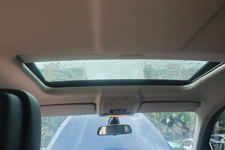 Used BMW X6 2013 xDrive35i Headliner