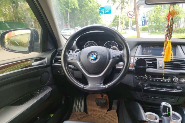 Used BMW X6  Steering Wheel