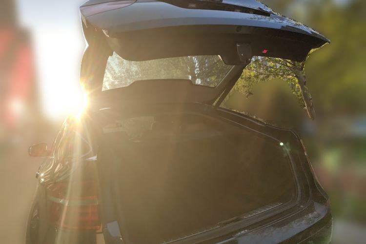 Used BMW X6 2013 xDrive35i Trunk