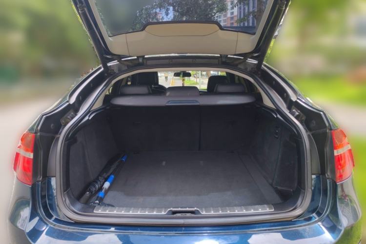 Used BMW X6  Trunk