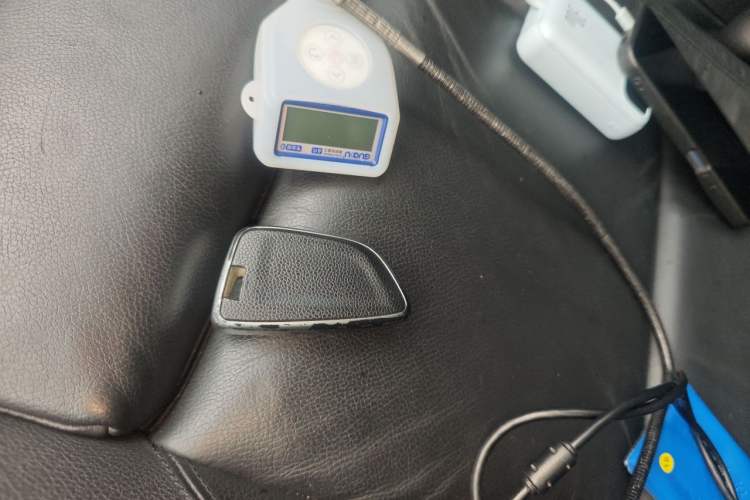 Used BMW X6 2013 xDrive35i Vehicle Key
