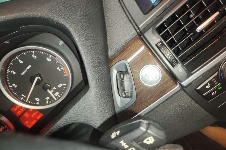 Used BMW X6 2013 xDrive35i Vehicle Key