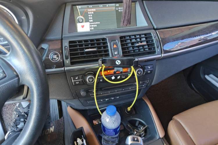 Used BMW X6 2013 xDrive35i Audio And AC Panel